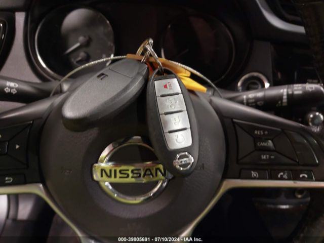 JN8AT2MV5HW282226 Nissan ROGUE SV