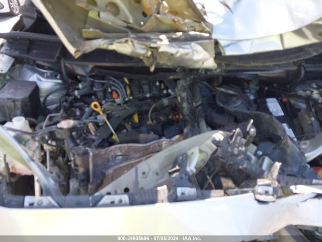 Toyota Highlander Xle 2022 5TDGZRAH0NS541664 Image 10