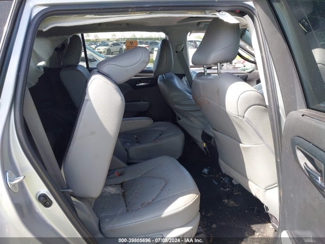 Toyota Highlander Xle 2022 5TDGZRAH0NS541664 Image 8