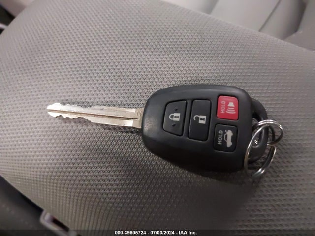 Toyota COROLLA LE 2016 2T1BURHE8GC613372 Image 11