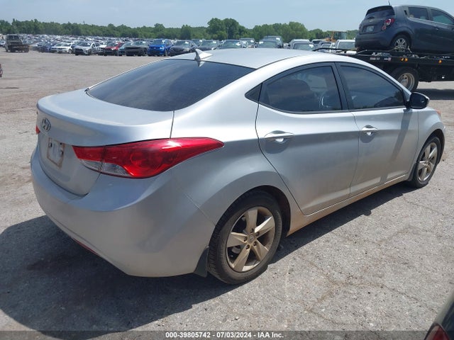 39805742 :رقم المزاد ، KMHDH4AE8CU253636 vin ، 2012 Hyundai Elantra Gls (ulsan Plant) مزاد بيع