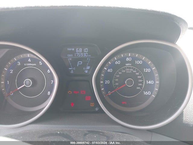 39805742 :رقم المزاد ، KMHDH4AE8CU253636 vin ، 2012 Hyundai Elantra Gls (ulsan Plant) مزاد بيع