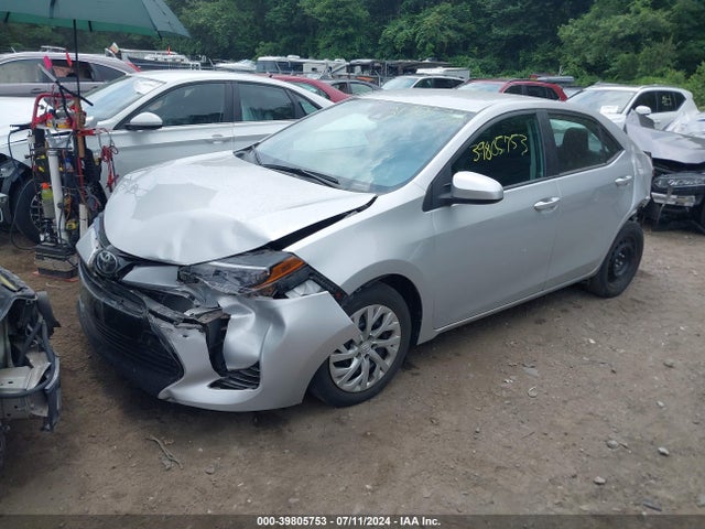 Toyota COROLLA LE 2017 2T1BURHE7HC937303 Image 2