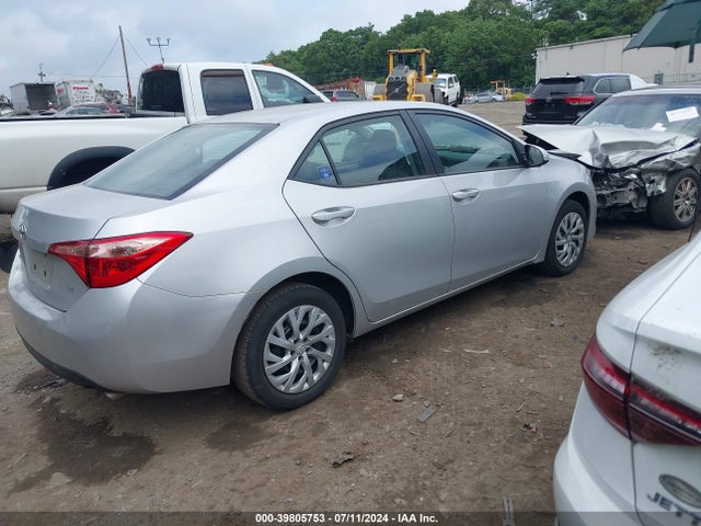 Toyota COROLLA LE 2017 2T1BURHE7HC937303 Image 4