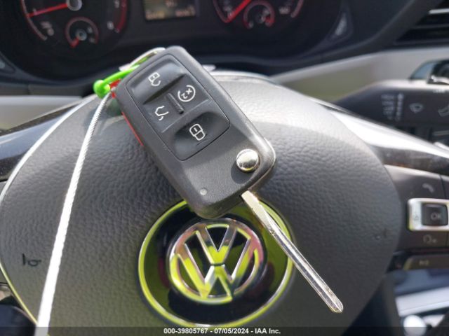 1VWSA7A32NC002732 Volkswagen Passat 2.0t Se