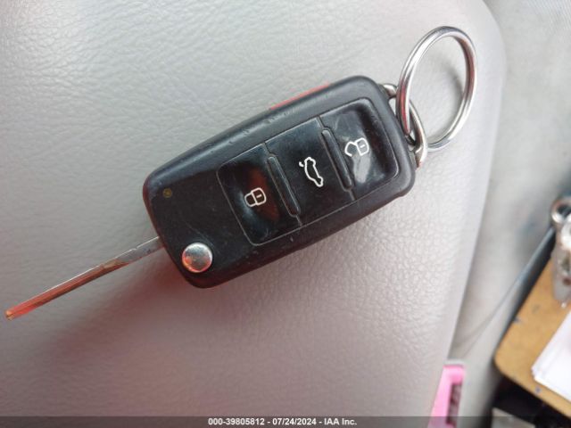 WVGBV3AX3EW560554 Volkswagen TIGUAN S