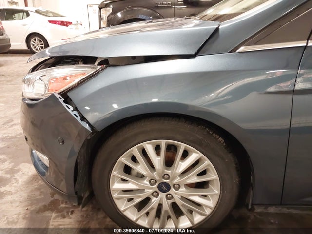 Ford Focus Titanium 2018 1FADP3J28JL204954 Image 19