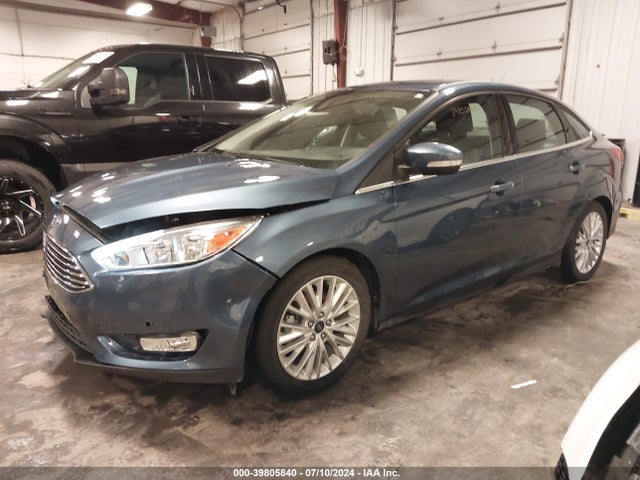 Ford Focus Titanium 2018 1FADP3J28JL204954 Image 2