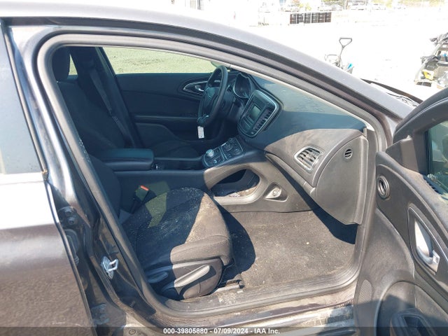 Chrysler 200 Limited 2015 1C3CCCAB8FN672474 Image 5