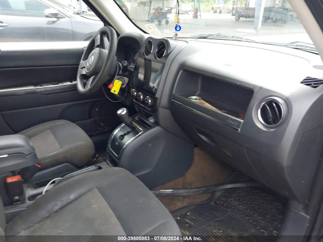 1C4NJPBA4FD343414 Jeep Patriot Altitude Edition