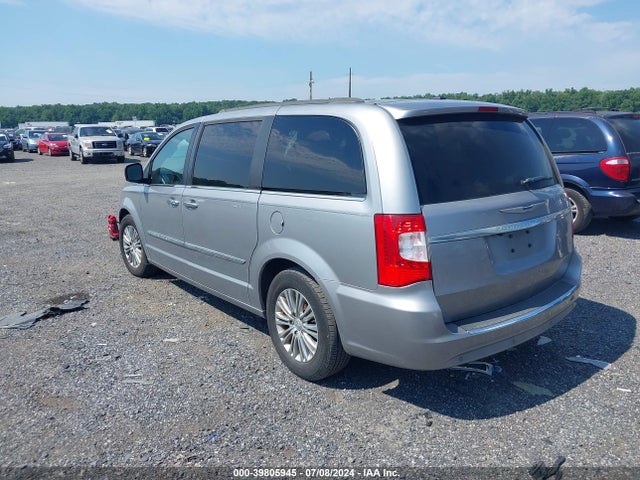 2C4RC1CG5GR304180 Chrysler Town & Country Touring-l Anniversary Edition