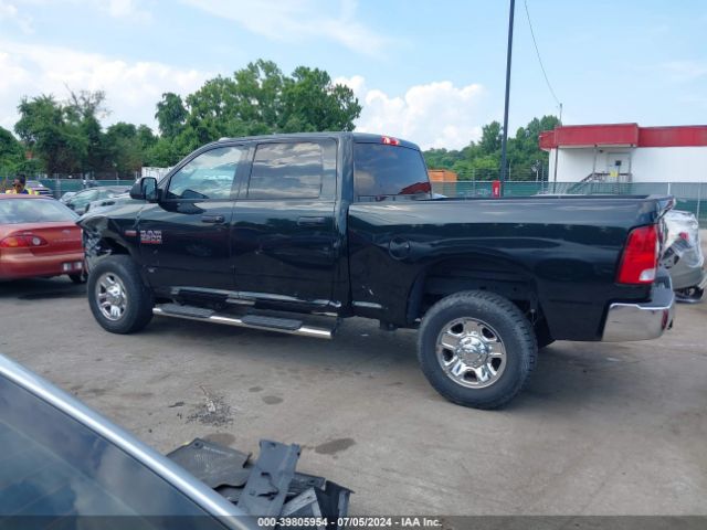 3C6UR5CJ2JG153749 RAM 2500 Tradesman  4x4 6'4 Box