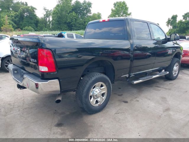 3C6UR5CJ2JG153749 RAM 2500 Tradesman  4x4 6'4 Box