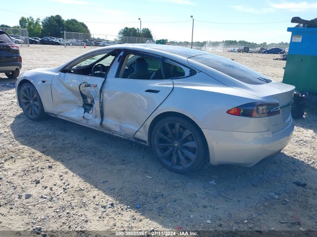 Tesla Model S 60/70/75/85 2016 5YJSA1E14GF171021 Image 3
