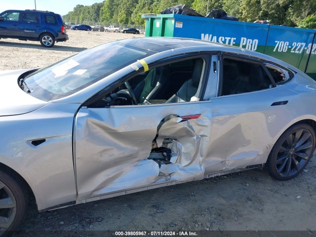 Tesla Model S 60/70/75/85 2016 5YJSA1E14GF171021 Image 6