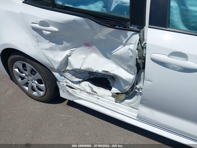 Toyota COROLLA LE 2021 5YFEPMAE6MP243763 Image 6