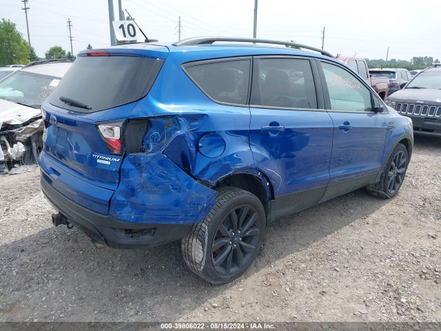 Ford Escape Titanium 2017 1FMCU0J95HUF10522 Image 4