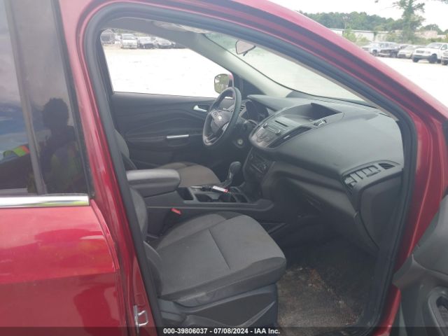 1FMCU0GD6HUE00896 Ford ESCAPE SE