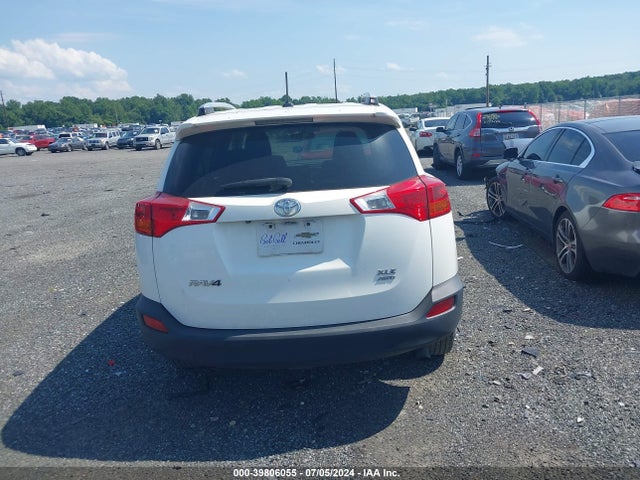 Toyota Rav4 Xle 2015 JTMRFREV5FD129867 Image 16