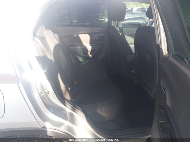 Chevrolet TRAX LS 2017 3GNCJKSB7HL131744 Image 8