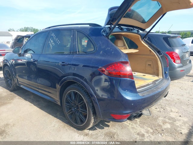 2013 PORSCHE CAYENNE WP1AD2A24DLA73573 Photo 2