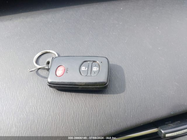 JTDKN3DU0E1753330 Toyota Prius Four