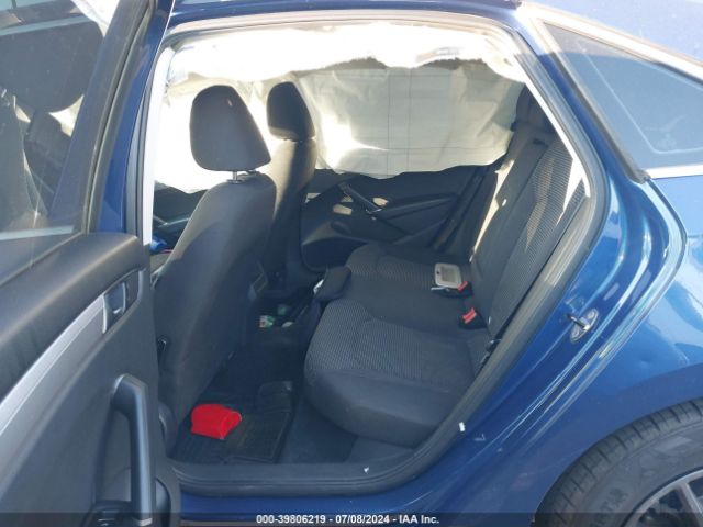 1VWAT7A39GC046655 Volkswagen Passat 1.8t S