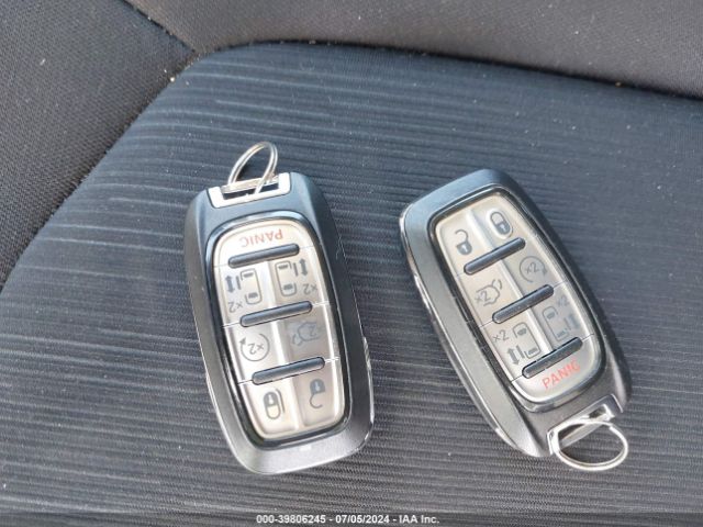 2C4RC1FGXKR588250 Chrysler Pacifica Touring Plus