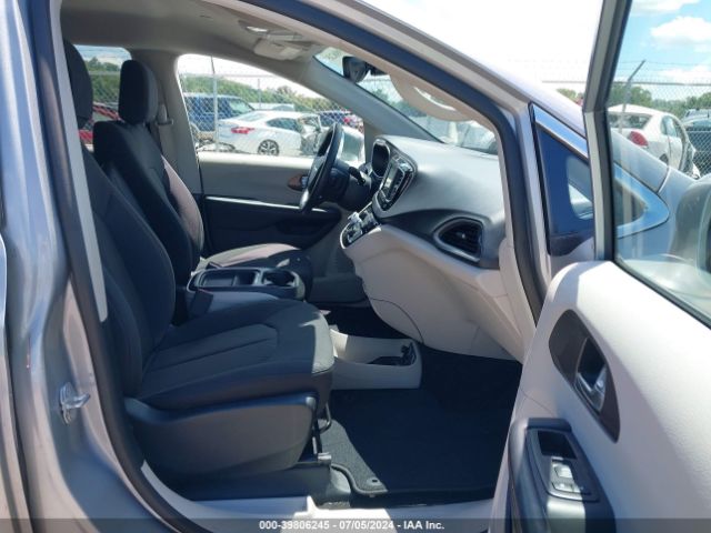 2C4RC1FGXKR588250 Chrysler Pacifica Touring Plus