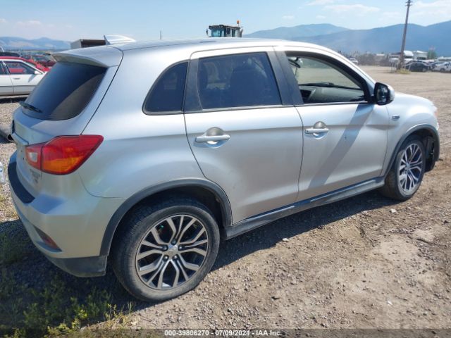 JA4AR3AW2JZ036004 Mitsubishi Outlander Sport 2.4 Se