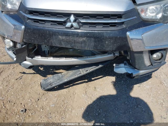 JA4AR3AW2JZ036004 Mitsubishi Outlander Sport 2.4 Se