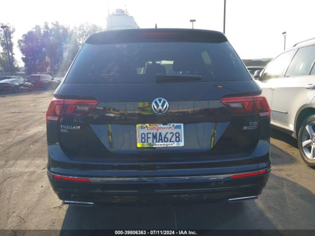3VV2B7AX7JM200865 Volkswagen Tiguan 2.0t Se/2.0t Sel