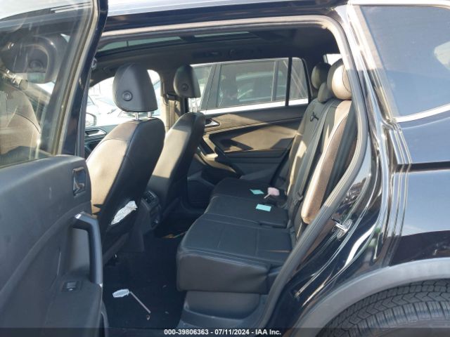 3VV2B7AX7JM200865 Volkswagen Tiguan 2.0t Se/2.0t Sel
