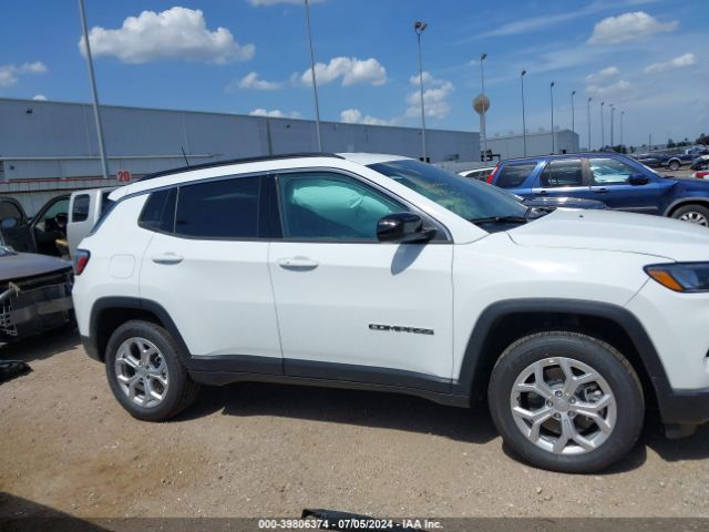 3C4NJDBNXRT154394 Jeep Compass Latitude 4x4