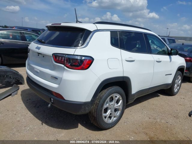 3C4NJDBNXRT154394 Jeep Compass Latitude 4x4
