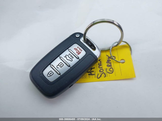 5NPEC4AC6EH938267 Hyundai SONATA SE