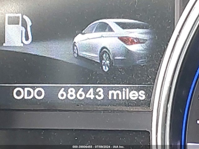 5NPEC4AC6EH938267 Hyundai SONATA SE