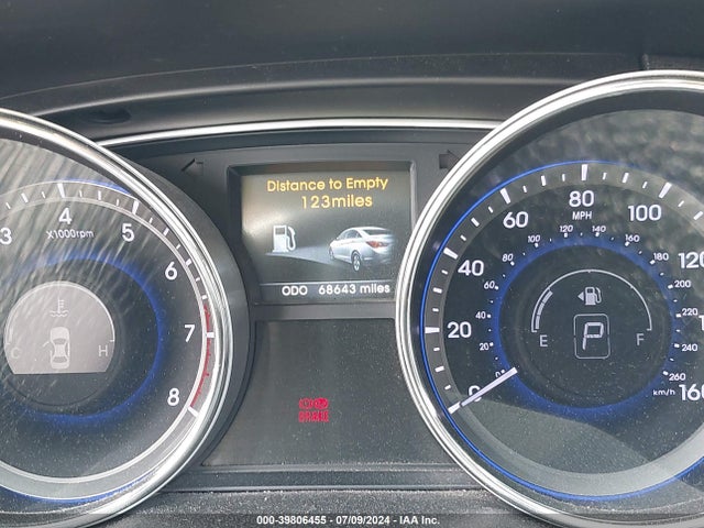5NPEC4AC6EH938267 Hyundai SONATA SE