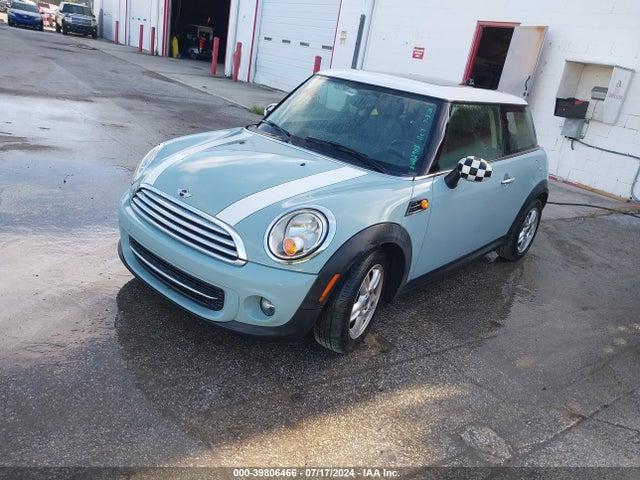 2013 MINI HARDTOP WMWSU3C50DT682983 Photo 1
