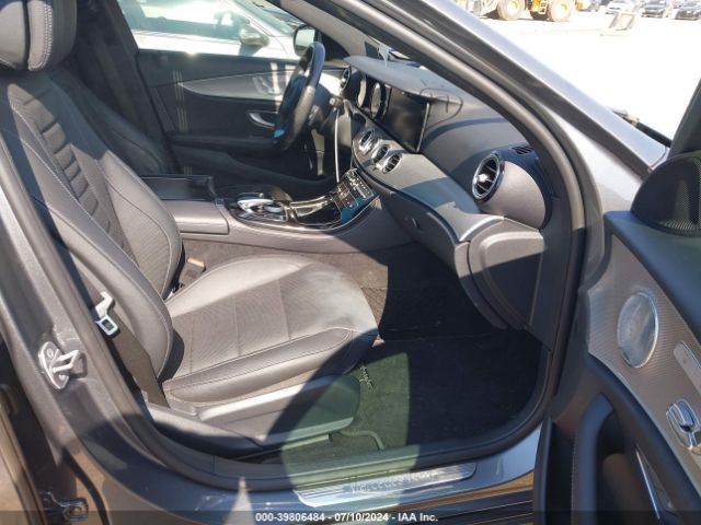 WDDZF4JB2HA092186 Mercedes-Benz E 300