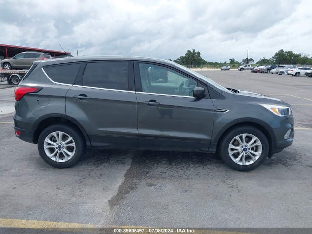 Ford ESCAPE SE 2019 1FMCU0GD8KUC52726 Image 13