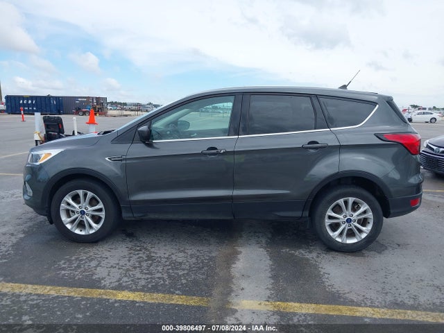 Ford ESCAPE SE 2019 1FMCU0GD8KUC52726 Image 14