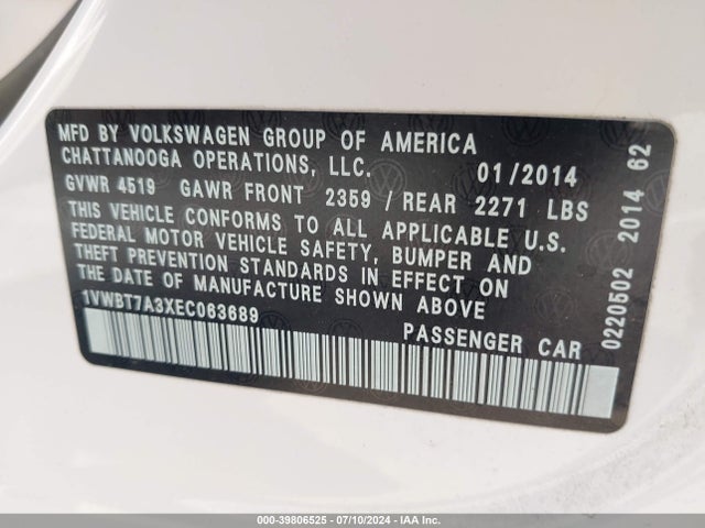 1VWBT7A3XEC063689 Volkswagen Passat 1.8t Se