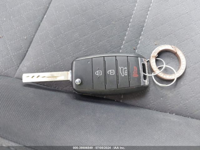 5XYPGDA37KG437243 KIA Sorento 2.4l Lx