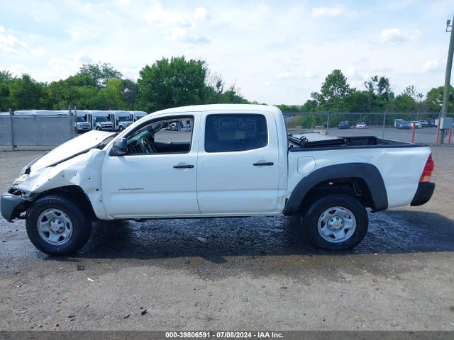 Toyota Tacoma Base V6 2015 5TFLU4EN2FX114076 Image 14