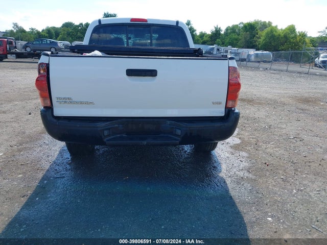 Toyota Tacoma Base V6 2015 5TFLU4EN2FX114076 Image 16