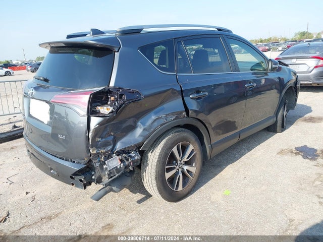 Toyota Rav4 Xle 2018 JTMWFREV1JD109482 Image 4