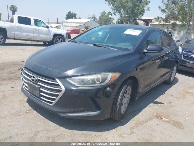 Hyundai ELANTRA SE 2017 5NPD74LF4HH081376 Image 2
