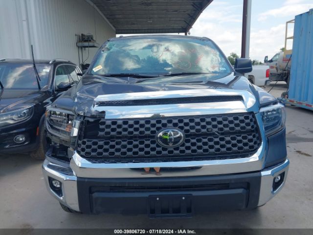 5TFDY5F16JX690224 Toyota Tundra Sr5 5.7l V8
