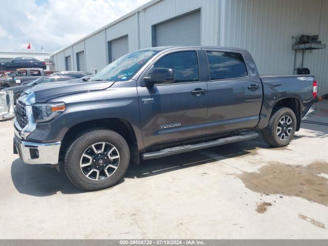 5TFDY5F16JX690224 Toyota Tundra Sr5 5.7l V8